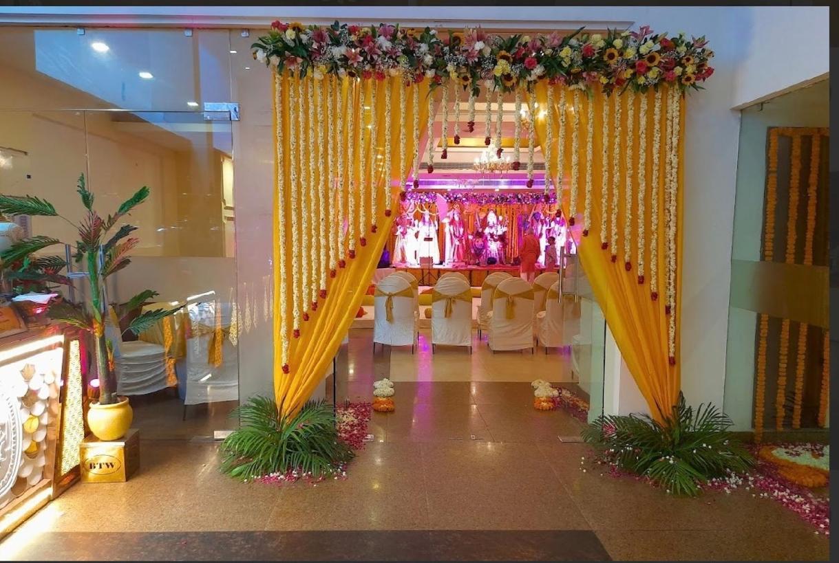 Madhuban Hotel , New Delhi Exteriör bild