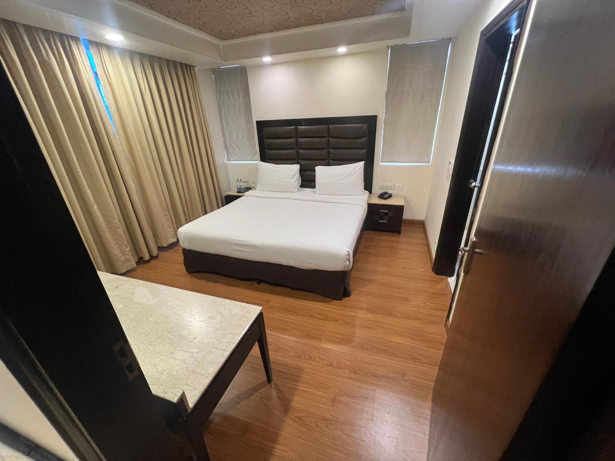 Madhuban Hotel , New Delhi Exteriör bild